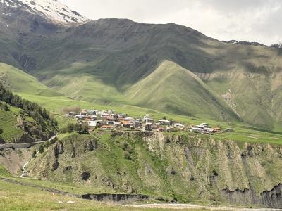 Ananuri y Gergeti