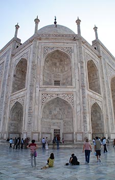 Agra